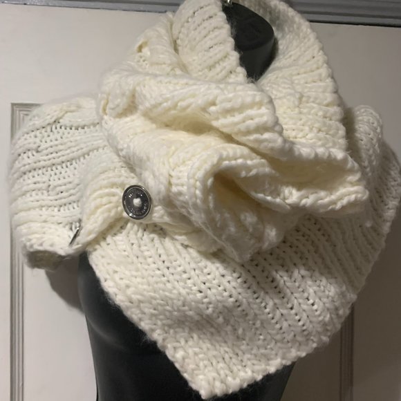 NWT MICHAEL KORS CABLE SCARF - Picture 1 of 7